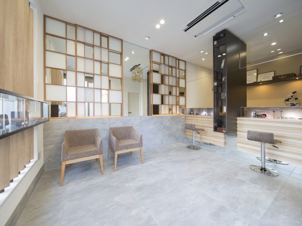 質屋　京都　高価買取　遺品整理　生前整理　老舗　親切　安心　信頼　駅近　駐車場　金　プラチナ　ブランド　バッグ　腕時計　指輪　ネックレス　イヤリング　ブレスレット　リサイクル　リユース