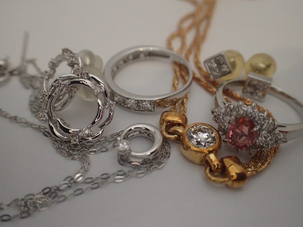 遺品整理 生前整理 京都 高価買取 安心 親切 老舗 信頼 伏見区 右京区 左京区 上京区 宇治 山科 八幡 久御山 京田辺 滋賀 奈良 大阪 和歌山